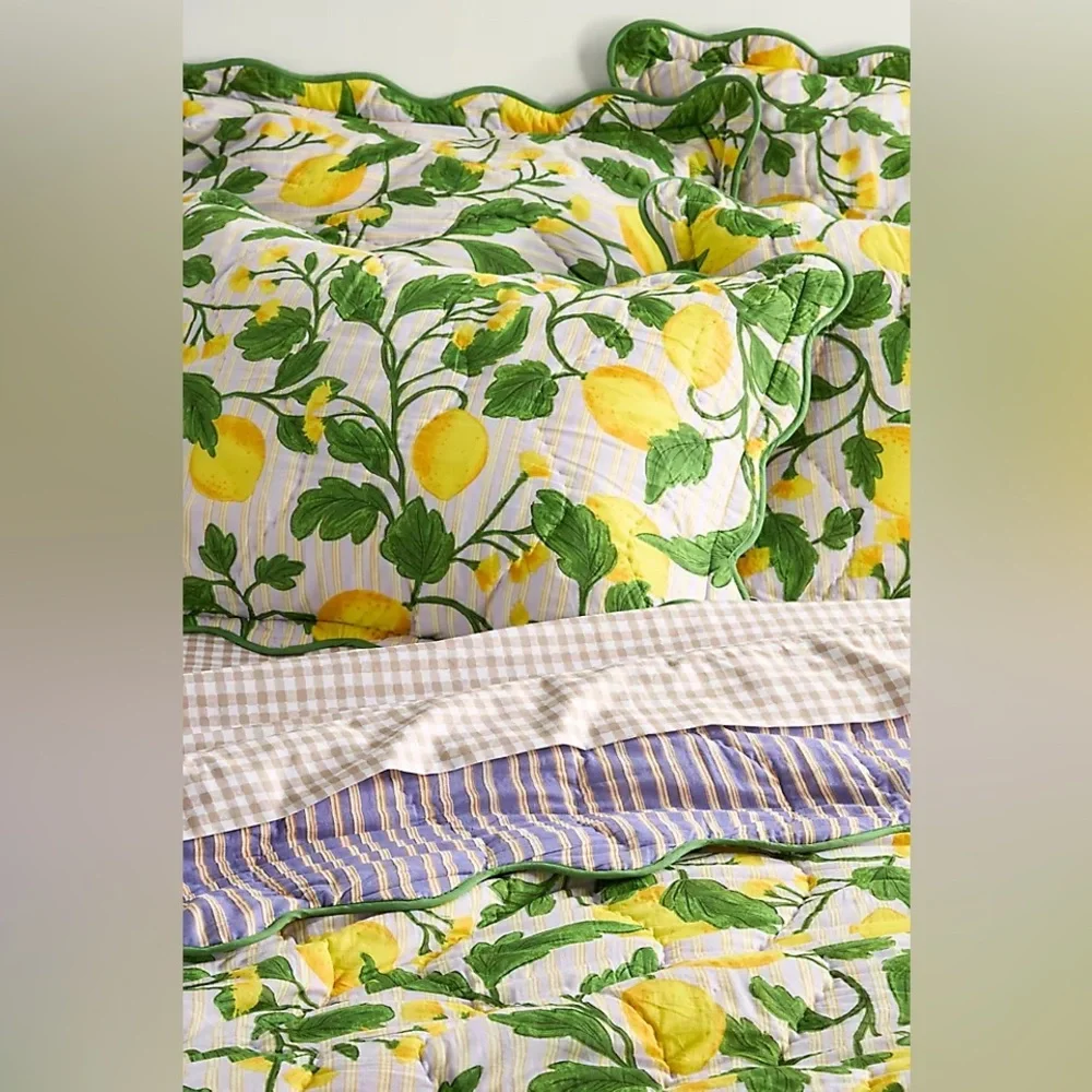 Anthropologie ILUKA COTTON PRINTED FLORAL QUILT Style No. 4540H738AA Lemons Twin